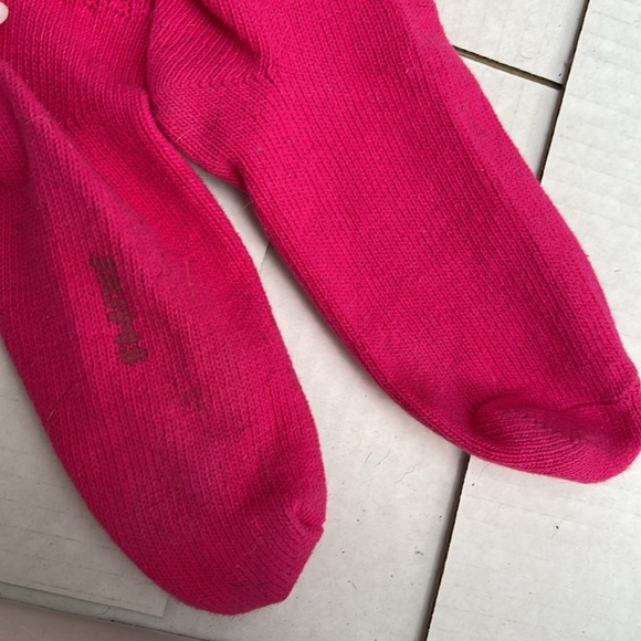 SKIMS knit slouch Socks - Picture 3 of 3